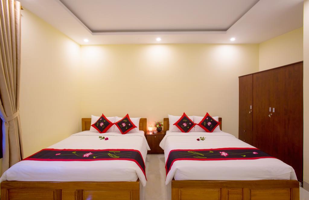 Light Sky Homestay Hoi An Bagian luar foto