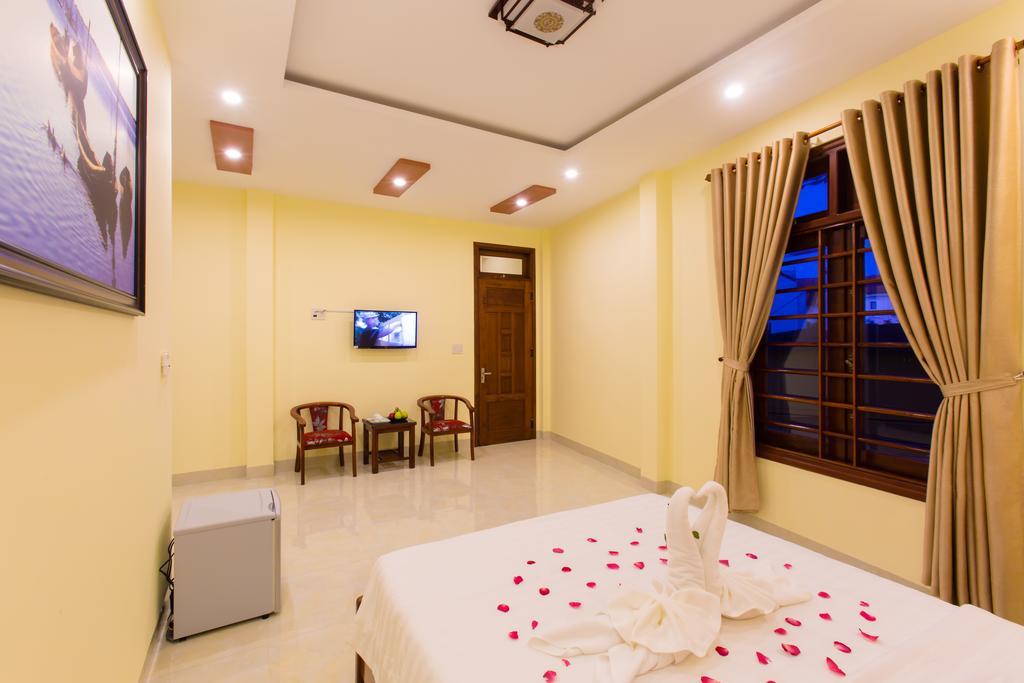 Light Sky Homestay Hoi An Bagian luar foto