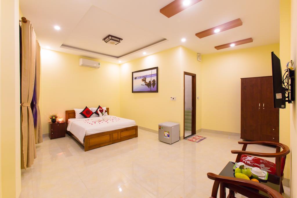 Light Sky Homestay Hoi An Bagian luar foto