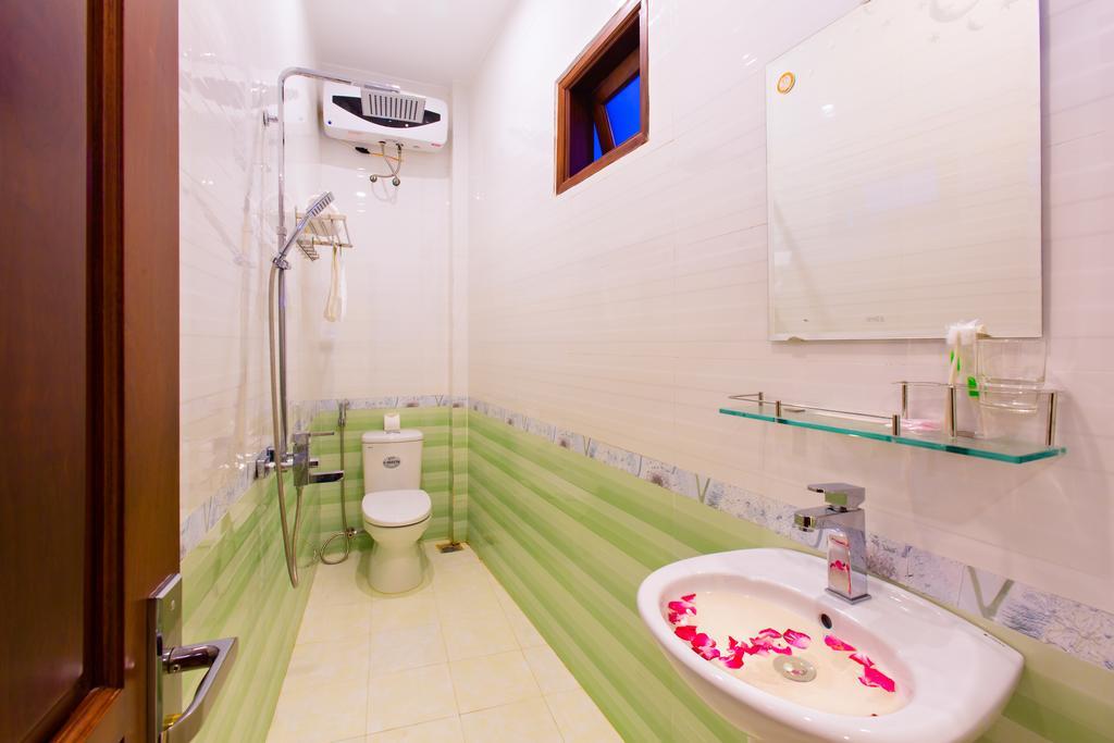 Light Sky Homestay Hoi An Bagian luar foto